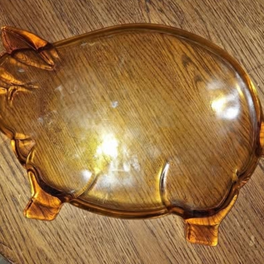 Amber Glass Pig Shaped Tray